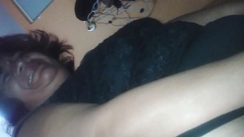 Video de sexo travesti gorda marquinha biquíni