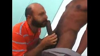 Sexo brasileiro gay com pedreiro