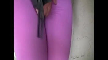 Videos de sexo pissing on pants