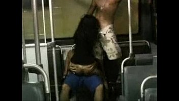 Brasileira em sexo no onibus