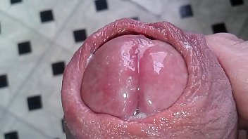 Hermafrodita close up gay sex