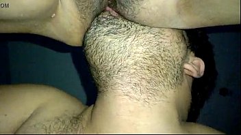 Coroa video de sexo chupando peitos