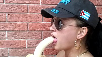 Sexo maior boceta gasando na banana