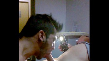 Dentista sexo oral gay