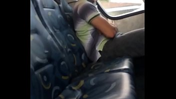 Sexo gay no ônibus xnxx