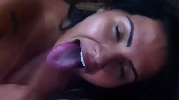 Larissa manoela fez sexo oral