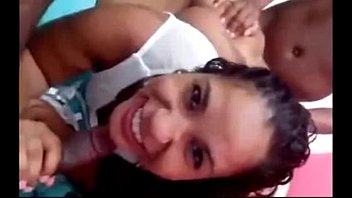 Novinha faz sexo com os amigos do marido porno brasileiro