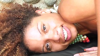 Ver video de sexo negras bundudas africanas