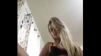 Mostrando o corpo sex na webcam no youtube