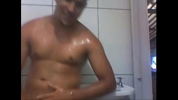 Vovo gay sexo no banho