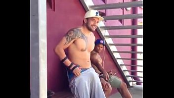 Sexo gay brasil amador amigo hetero come gau durmindo