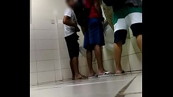 Mamou o paraiba no banheiro sexo amador gay