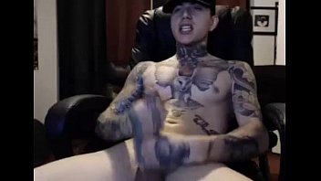 Sexo gay branquinhos tatuados