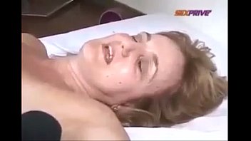 Massagem relaxante vaginal termina em sexo