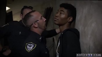 Sexo gay nu policial