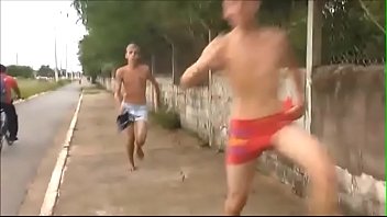 Homens bombados gostosos pelados de cueca corpo perfeito sexo gay