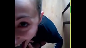 Videos de sexo sondando mijar na escola