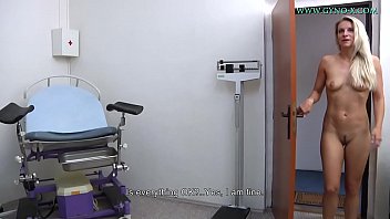 Videos de sexo inocente japonesa follada em exame médico