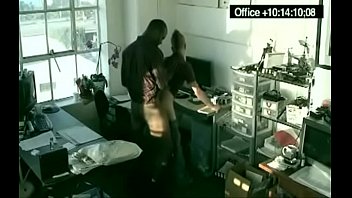 Camera de segurança filma policiais gay fazendo sexo