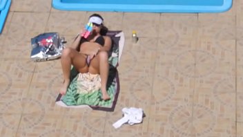 Flagra sexo na piscina brasil
