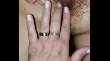 Sexo oral e fio terra marido