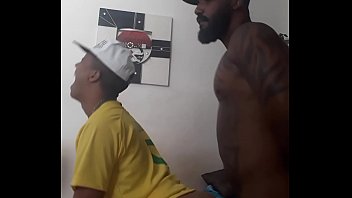 Leke sexo gay brasil