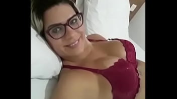 Acorda querendo sexo