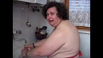 Very old granny and skin boy sex porn