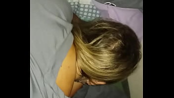 Video de sexo enfiando dedo no cu chupando a mulher