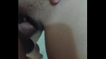 Video sexo metendo em buceta molhada