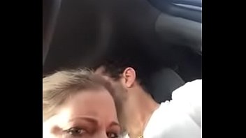Gifs de sexo com oral no carro