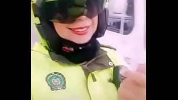 Policias sexo oral obrigam video