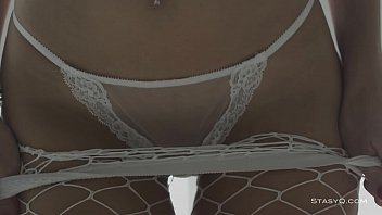 Sensual lingerie striptease video erótico sexo