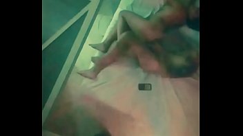 Ator é flagrado fazendo sexo em varanda de hotel