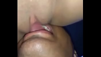 Gozando sexo oral buceta chupada