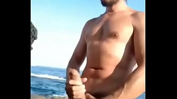 Sexo gay dotado praia gay