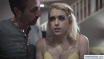 Site de videos de sexo pai pegando a filha