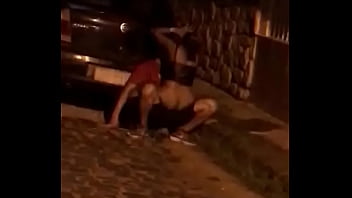 Puta caçando macho na rua sex video