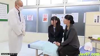 Massagista japones sexo com cliente inocente