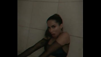 Anitta pelada fazendo sexo