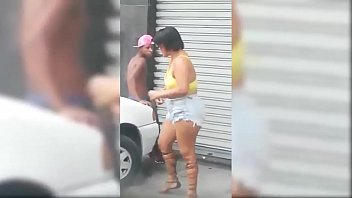 Flagra de sexo entre moradores de rua