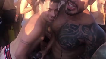 Videos de sexo gay em festa