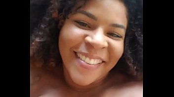 Negra peituda ao vivo sexo na webcam
