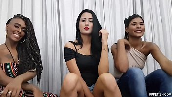Sexi brazilian matures kissing