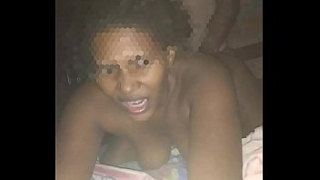 Jovem sexo com coroa caseira