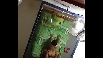 Homens fazendo sexo com o tio porno gay