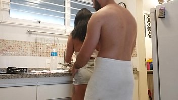 Fazendo chuca antes do sexo anal