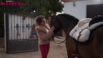 Sex hard horses video