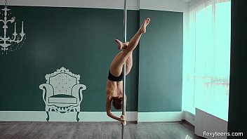 Sexo lindo quente pole dance