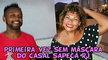 Festa entre casais vira sex